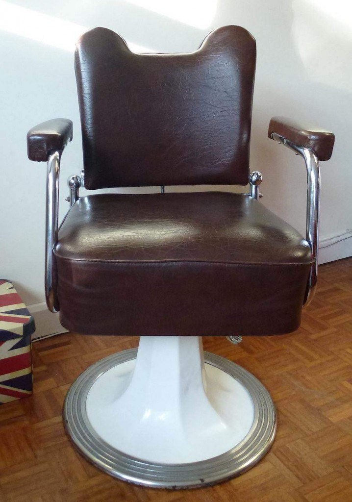 industrial-vintage-barber-chair-la-boutique-vintage