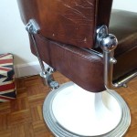 industrial-vintage-barber-chair-la-boutique-vintage