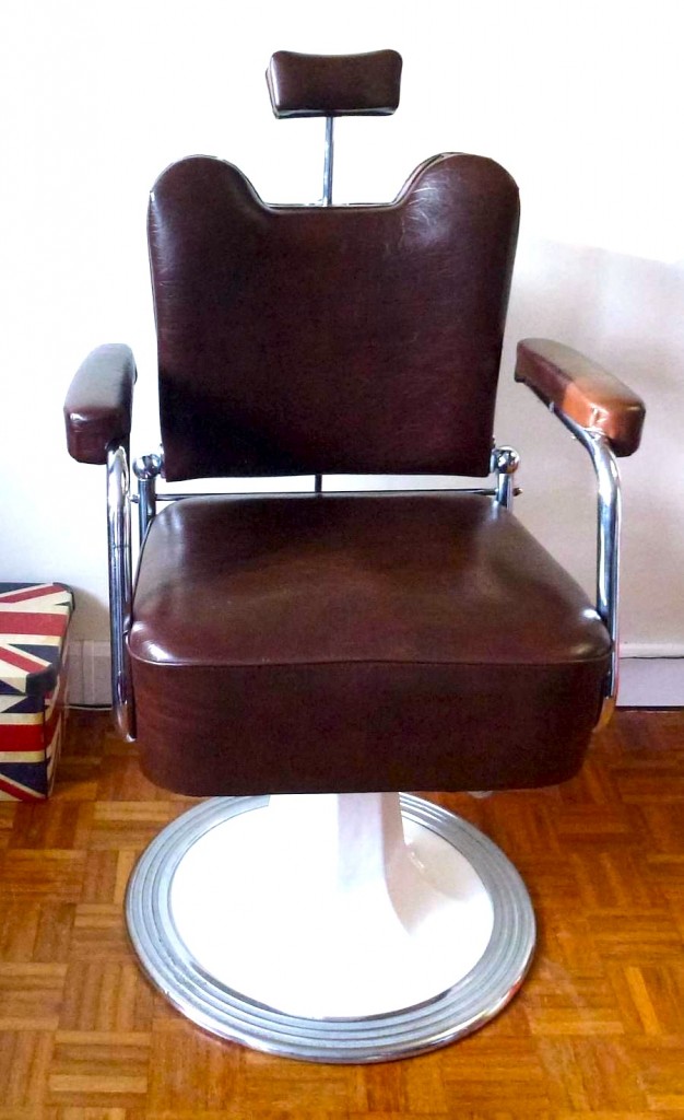 industrial-vintage-barber-chair-la-boutique-vintage