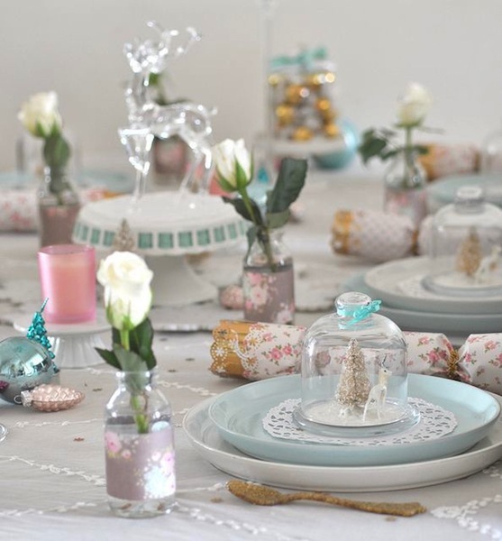vintage-chrismas-table-decoration