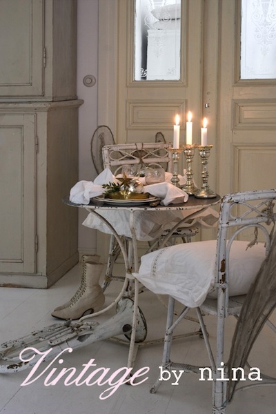 vintage-chrismas-table-decoration